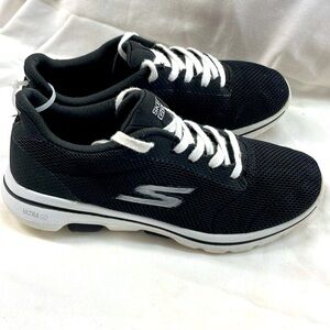 Skechers go walk ultra go low top sneakers ladies sz 6